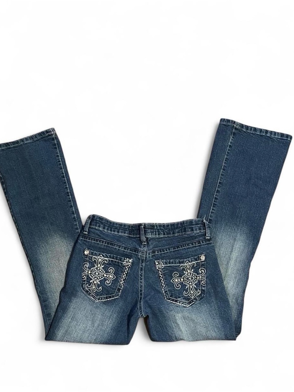 Sand Mountain Outfitters Embroidered Back Pocket Dark Blue Women's Jeans